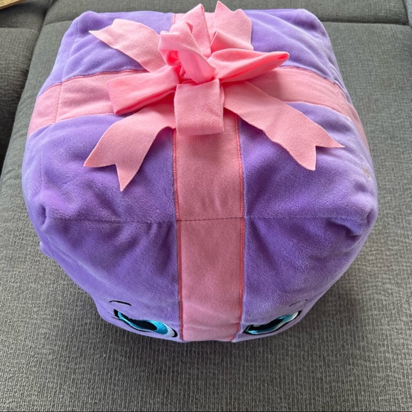 Shopkins Toys Jumbo Shopkin Miss Pressy Stuffed Animal Plush